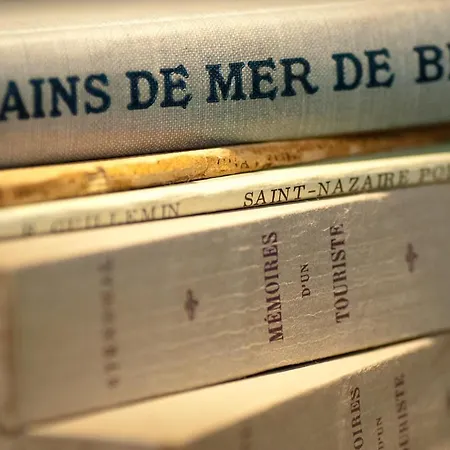 La Compagnie Des 5 Mondes Apartment *